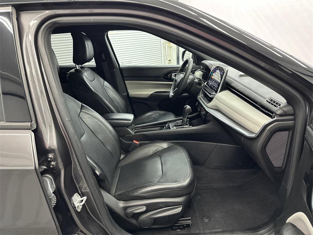 used 2023 Jeep Compass car, priced at $19,012