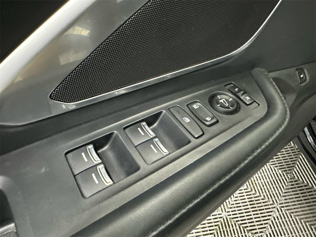 used 2021 Acura RDX car, priced at $26,839