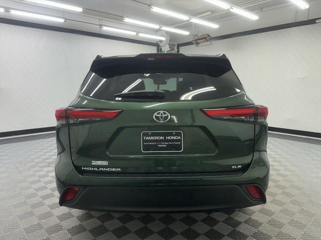 used 2023 Toyota Highlander car, priced at $36,709
