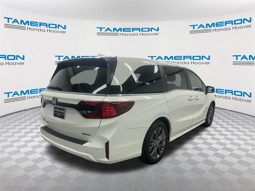 used 2025 Honda Odyssey car, priced at $43,999