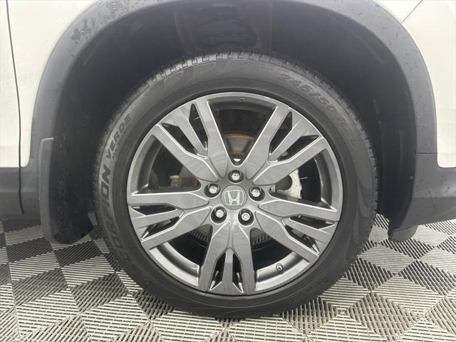 used 2022 Honda Pilot car, priced at $32,022