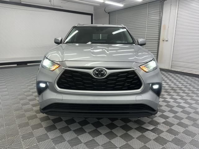 used 2023 Toyota Highlander car, priced at $35,704