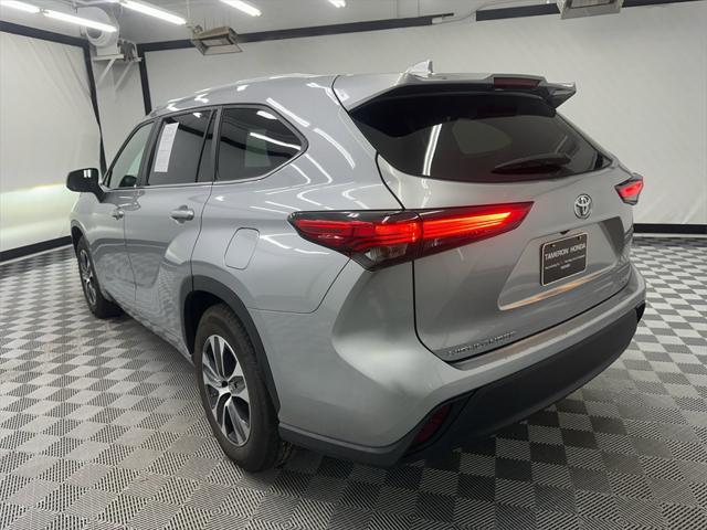 used 2023 Toyota Highlander car, priced at $35,704