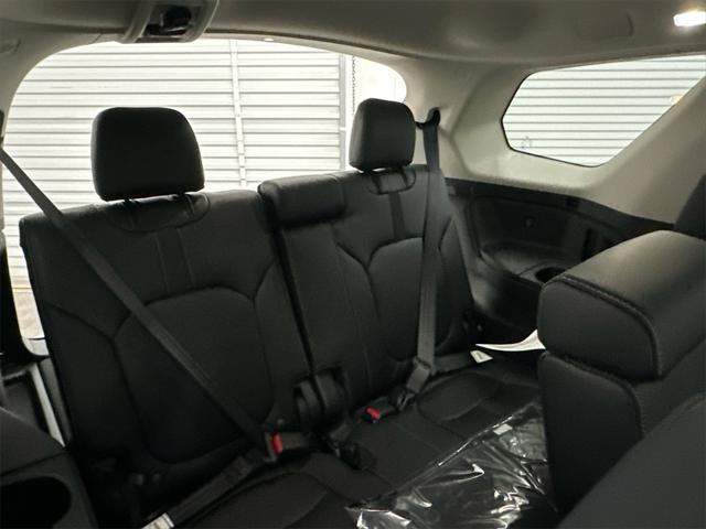 new 2025 Honda Pilot car, priced at $47,050