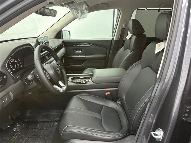 new 2025 Honda Pilot car, priced at $47,050