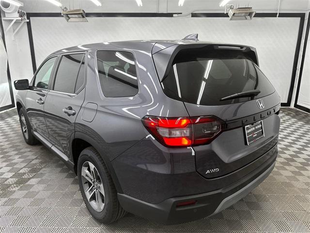 new 2025 Honda Pilot car, priced at $47,050