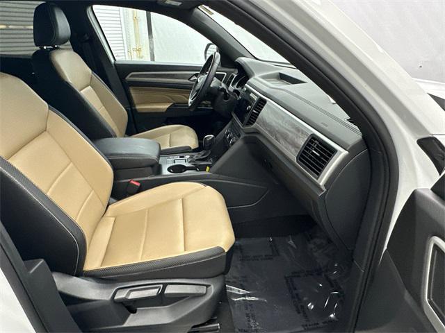 used 2021 Volkswagen Atlas Cross Sport car, priced at $20,999