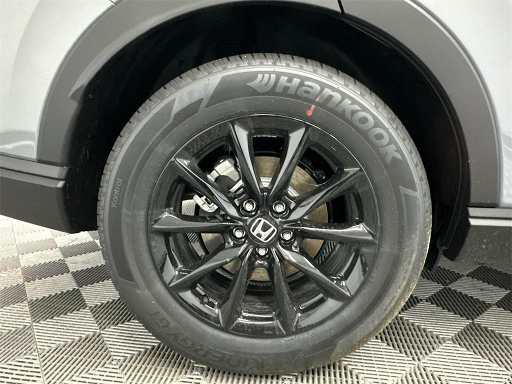 new 2026 Honda CR-V Hybrid car, priced at $40,630