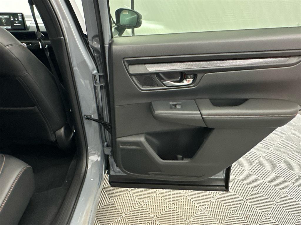 new 2026 Honda CR-V Hybrid car, priced at $40,630