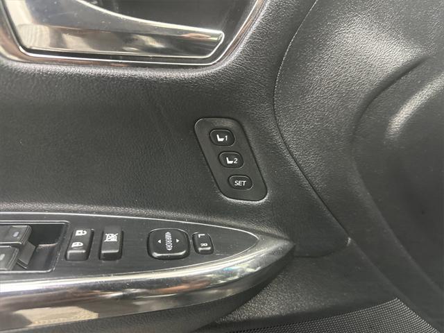 used 2013 Toyota Avalon Hybrid car, priced at $14,855