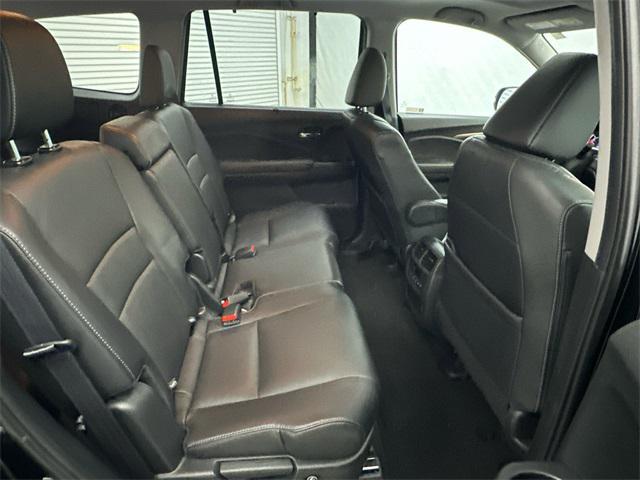 used 2022 Honda Pilot car, priced at $29,999