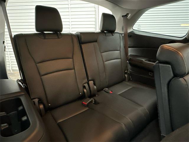 used 2022 Honda Pilot car, priced at $29,999