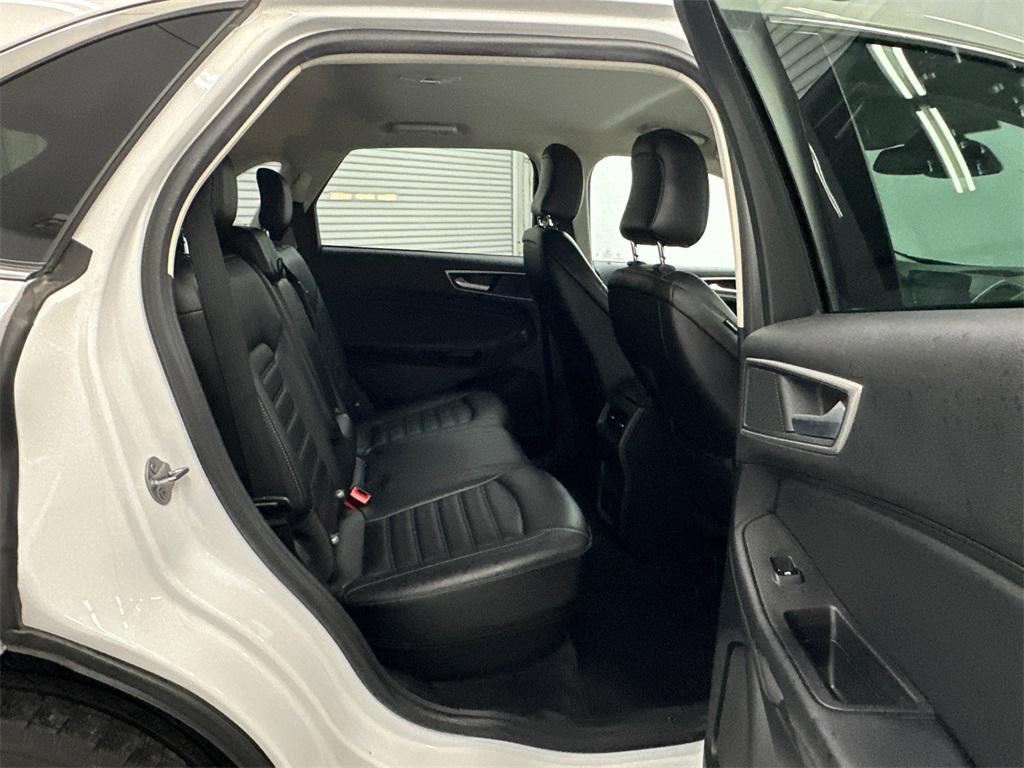 used 2024 Ford Edge car, priced at $18,999