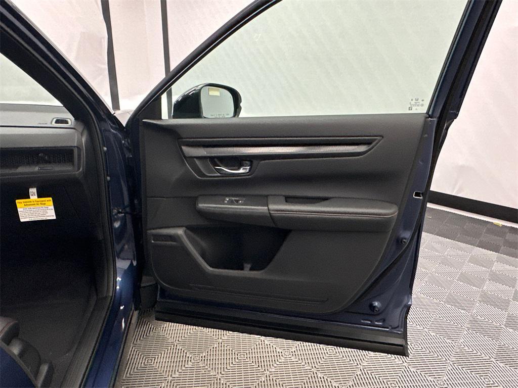 new 2026 Honda CR-V Hybrid car, priced at $40,175