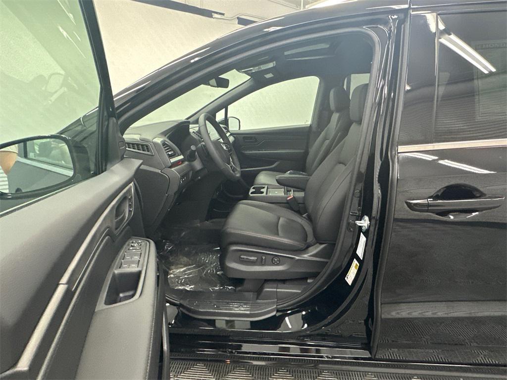 new 2026 Honda Odyssey car, priced at $45,390