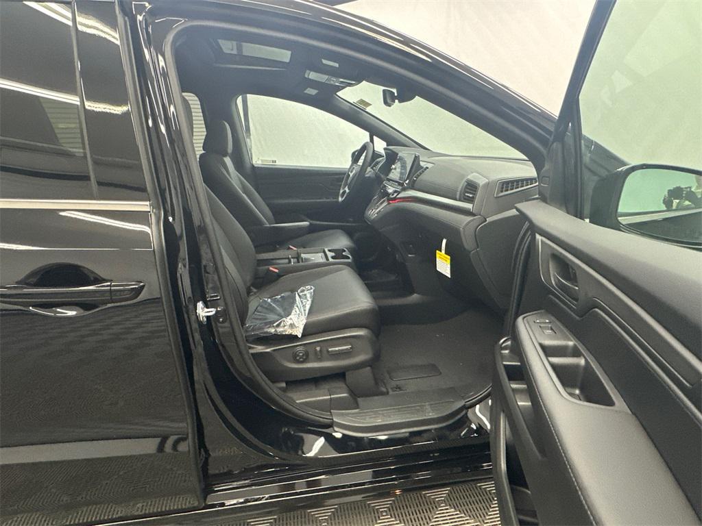 new 2026 Honda Odyssey car, priced at $45,390