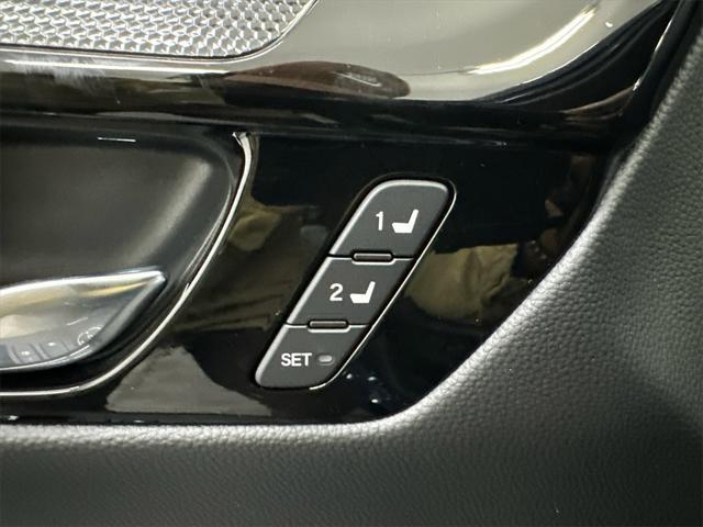new 2025 Honda CR-V Hybrid car, priced at $42,495