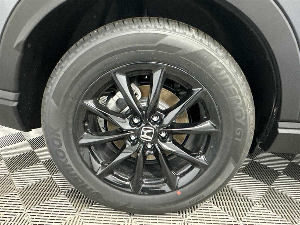 new 2026 Honda CR-V Hybrid car, priced at $40,175