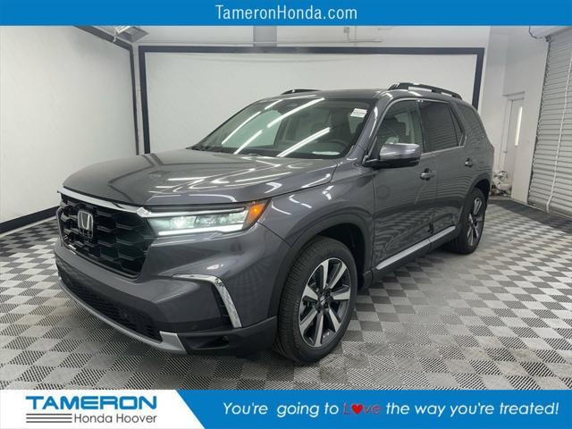 new 2025 Honda Pilot car, priced at $51,050