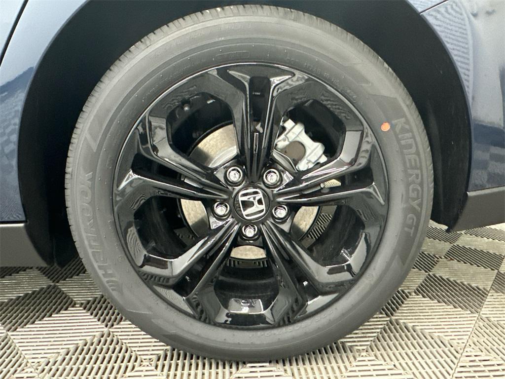 new 2025 Honda Accord car, priced at $31,755
