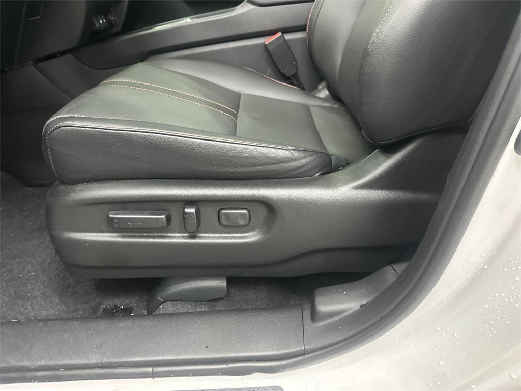 used 2025 Honda Ridgeline car, priced at $34,995