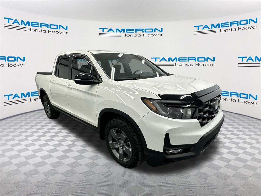 used 2025 Honda Ridgeline car, priced at $34,995