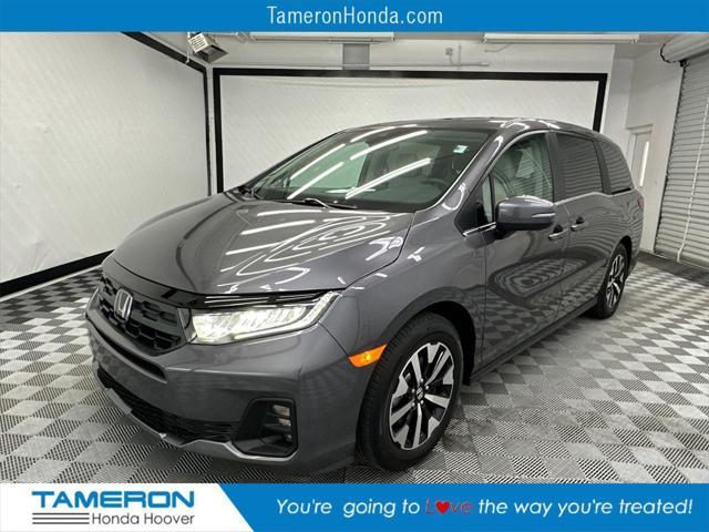used 2025 Honda Odyssey car, priced at $41,009
