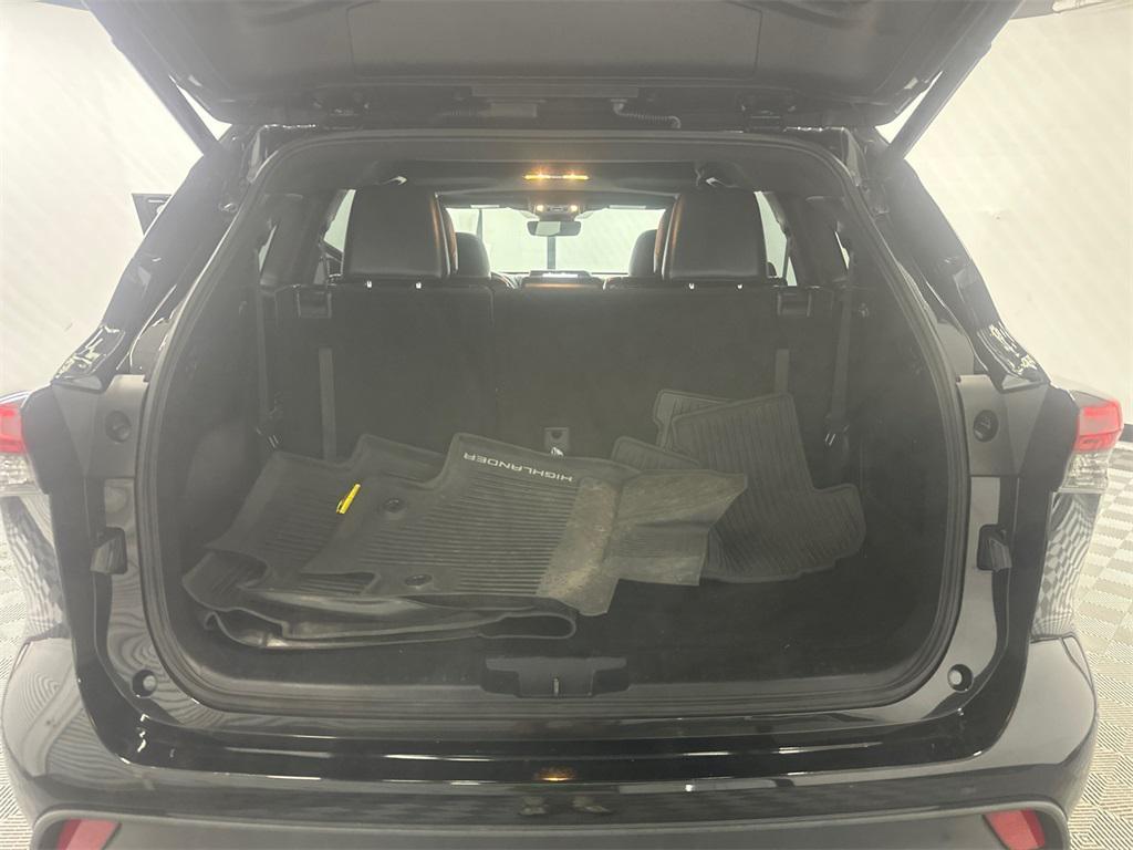 used 2021 Toyota Highlander car, priced at $30,379