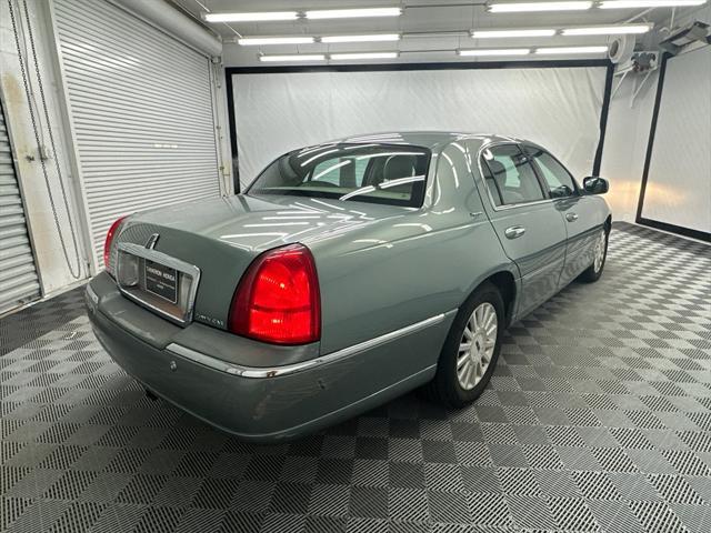 used 2004 Lincoln Town Car car, priced at $6,995