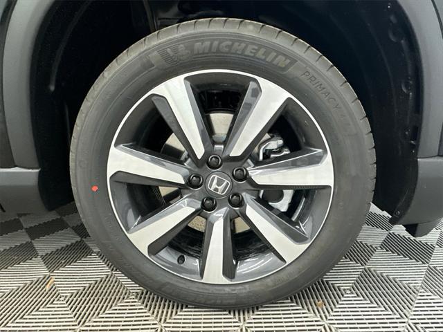 new 2025 Honda Pilot car, priced at $48,950