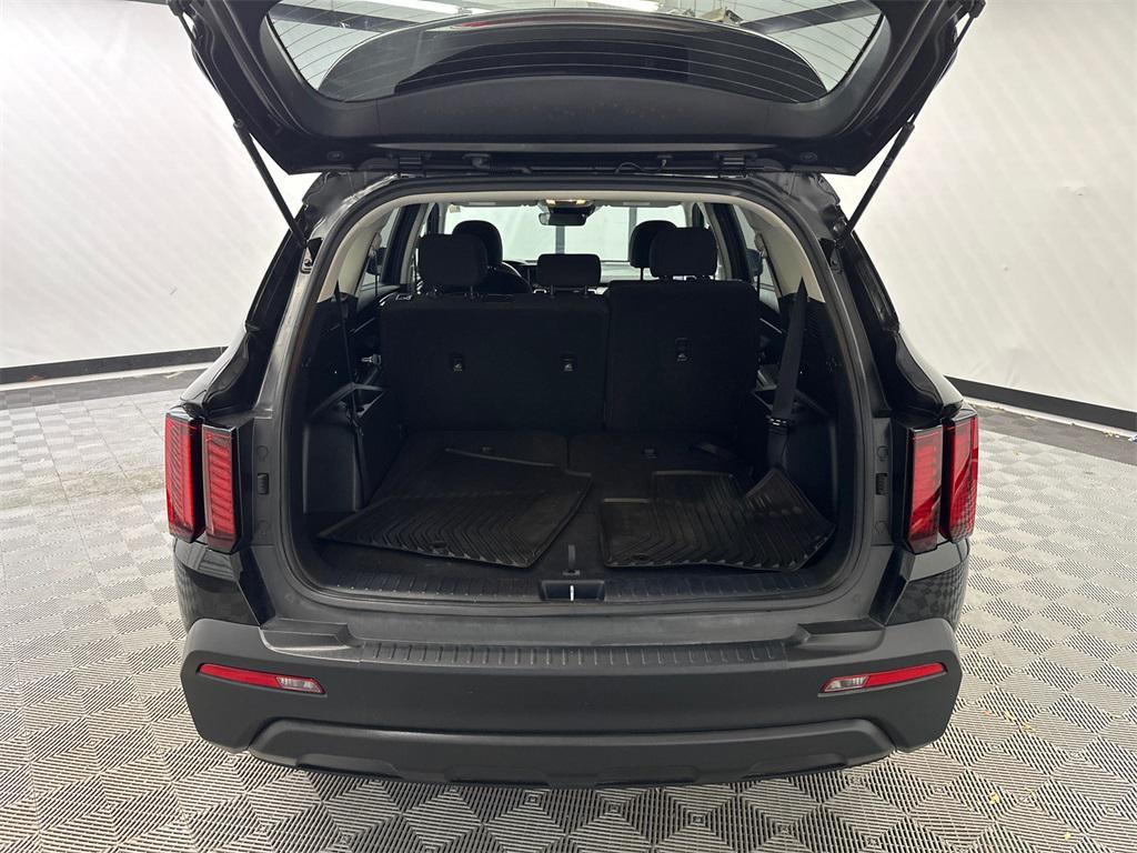 used 2023 Kia Sorento car, priced at $22,691