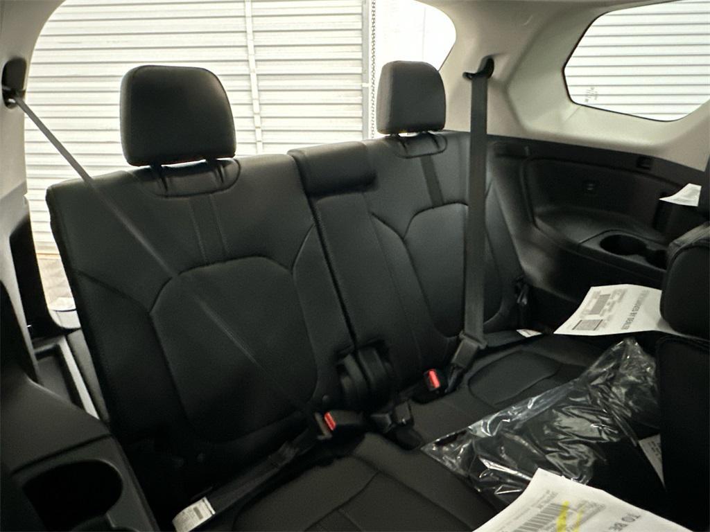 new 2025 Honda Pilot car, priced at $47,550