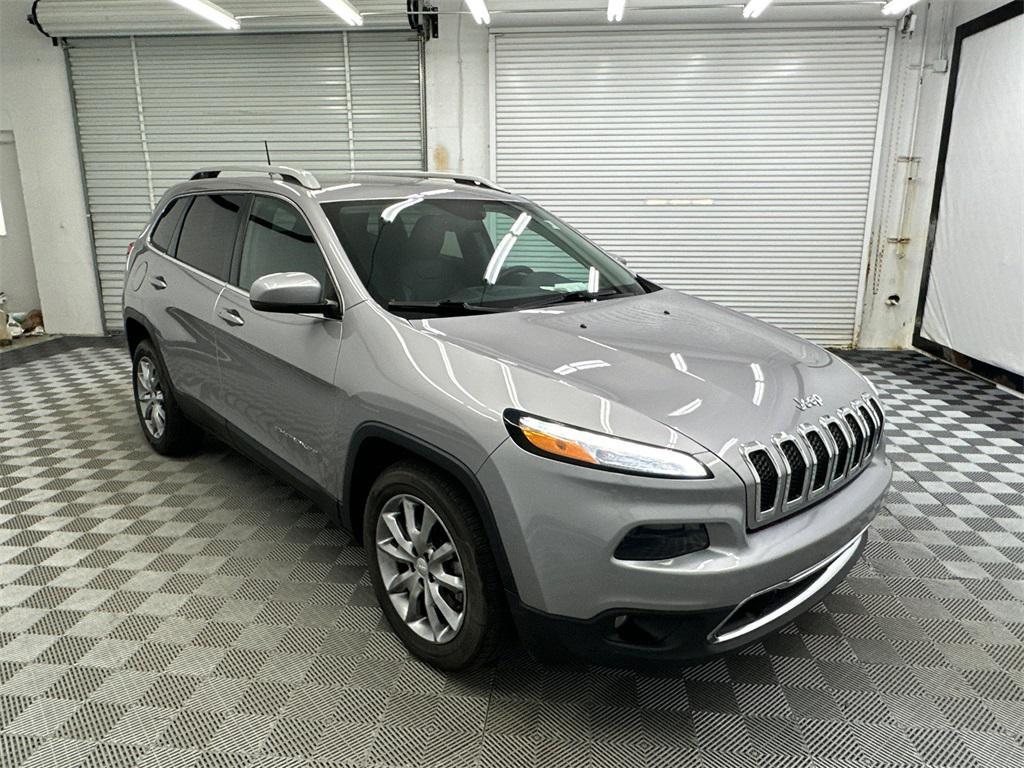 used 2018 Jeep Cherokee car, priced at $14,995