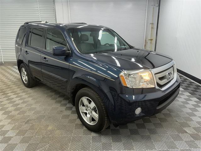 used 2011 Honda Pilot car, priced at $9,995