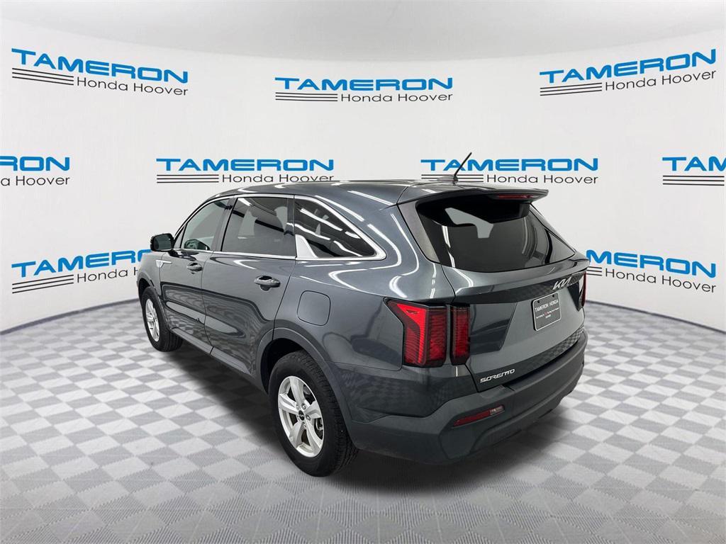 used 2023 Kia Sorento car, priced at $21,999