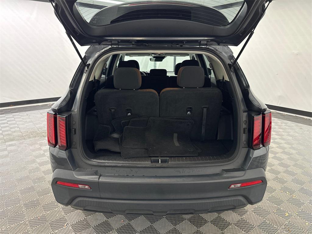 used 2023 Kia Sorento car, priced at $21,999