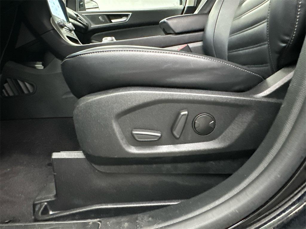used 2023 Ford Edge car, priced at $22,499