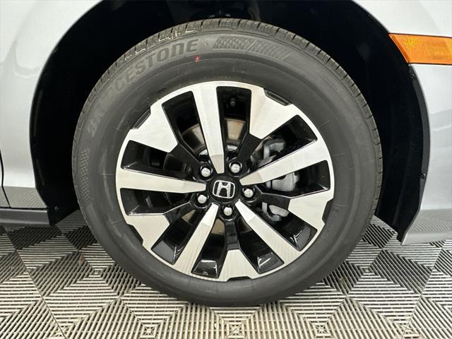 new 2025 Honda Odyssey car, priced at $43,670