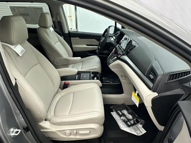 new 2025 Honda Odyssey car, priced at $43,670