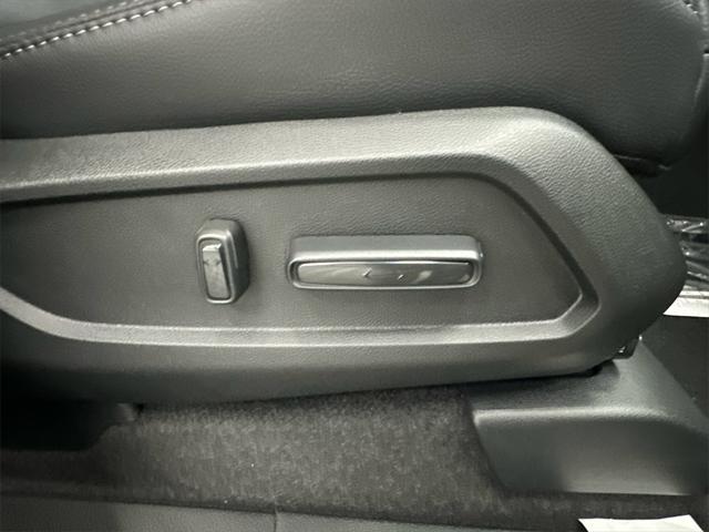 new 2025 Honda Pilot car, priced at $44,950