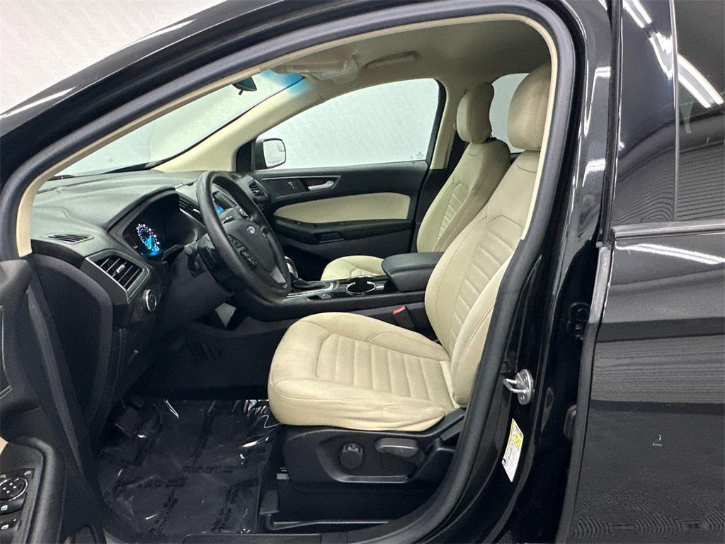 used 2015 Ford Edge car, priced at $9,925