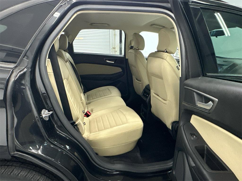 used 2015 Ford Edge car, priced at $9,925