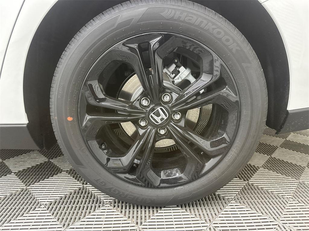 new 2025 Honda Accord car, priced at $32,210