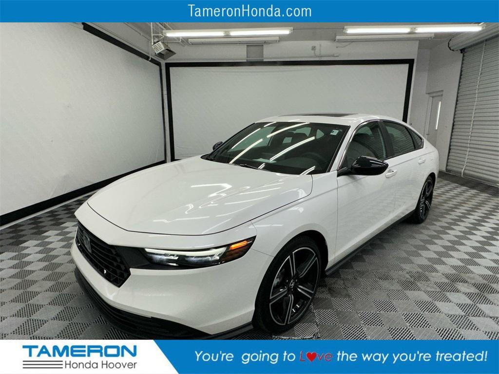 new 2025 Honda Accord Hybrid car, priced at $35,305
