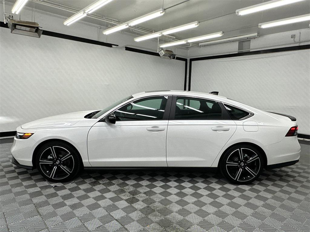 new 2025 Honda Accord Hybrid car, priced at $35,305