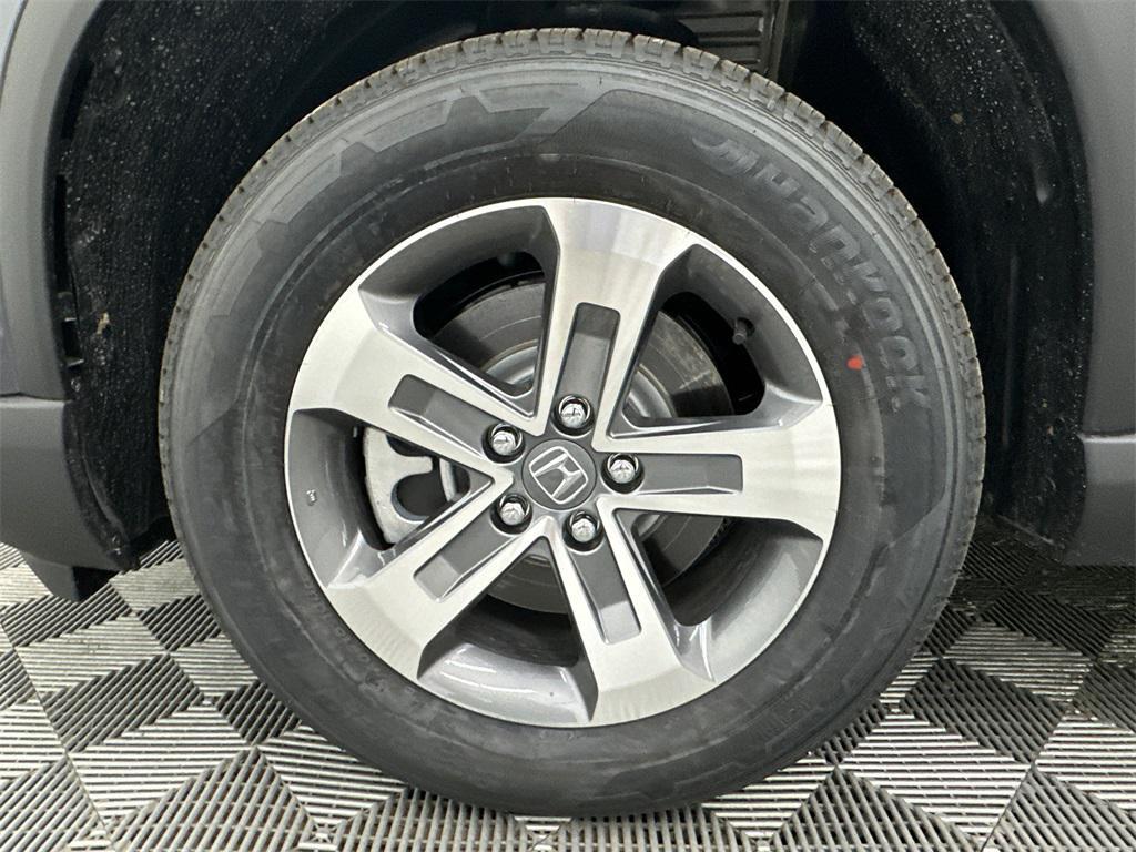 new 2025 Honda Pilot car, priced at $45,725