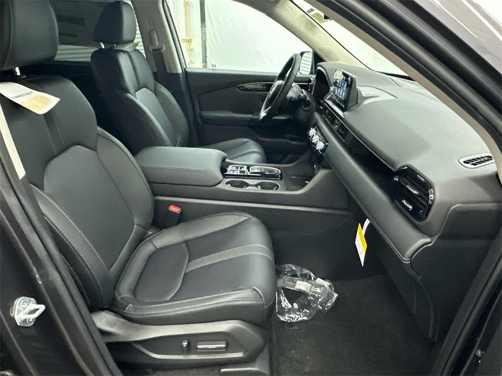 new 2025 Honda Pilot car, priced at $45,725