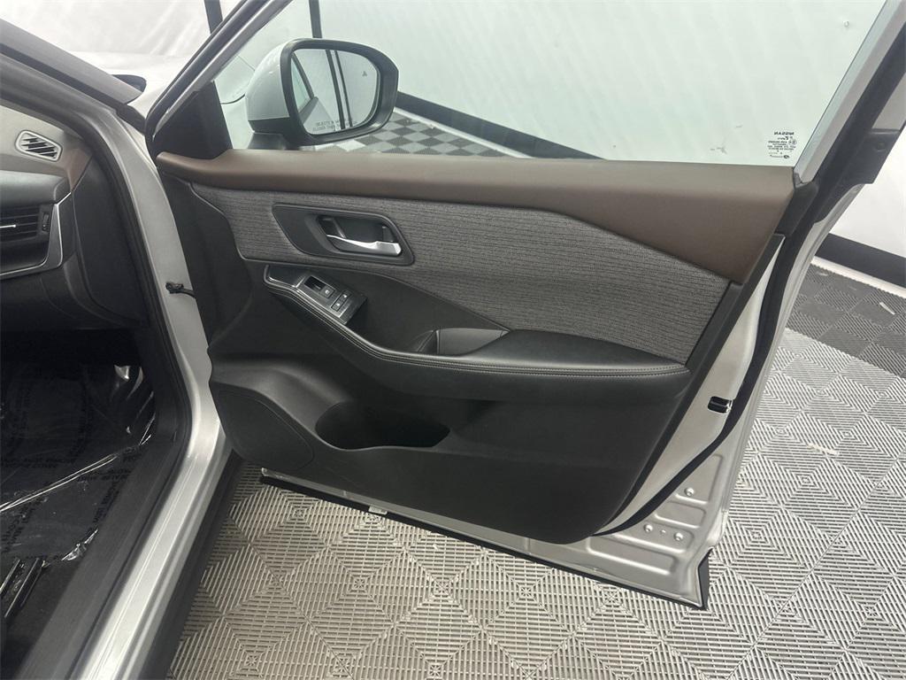 used 2023 Nissan Rogue car, priced at $19,999