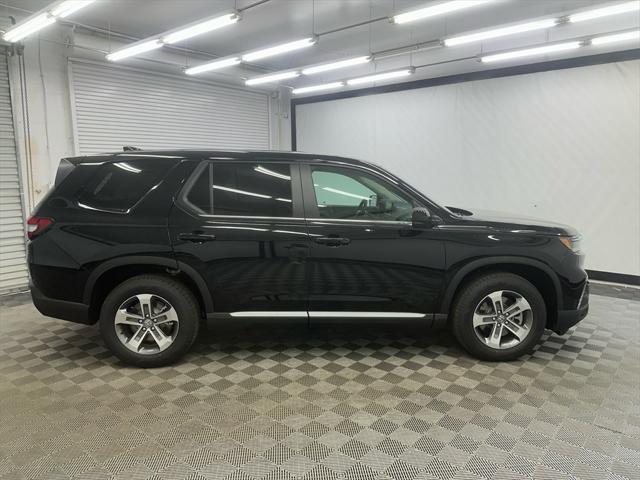 new 2025 Honda Pilot car, priced at $44,950