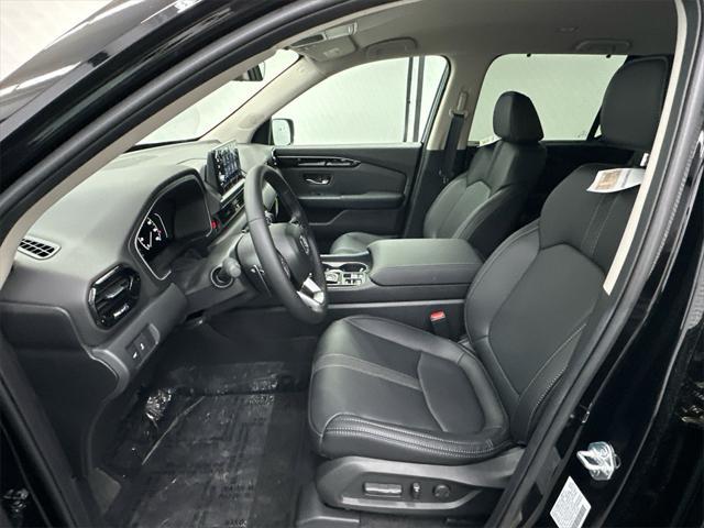 new 2025 Honda Pilot car, priced at $44,950